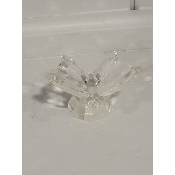Simon Designs Clear Crystal Butterfly Figurine 2.75” X 2.5” - Picture 2 of 6